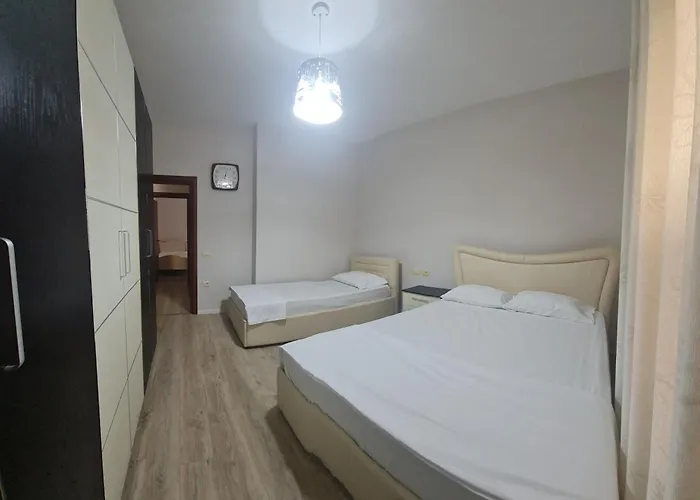 Blue Bay Front Uji Ftohte 公寓 *